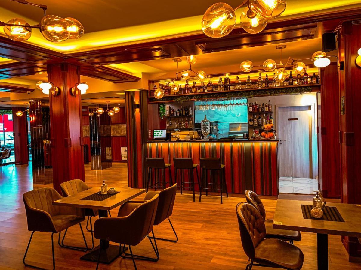 Hotel Driada Gjakova Dış mekan fotoğraf