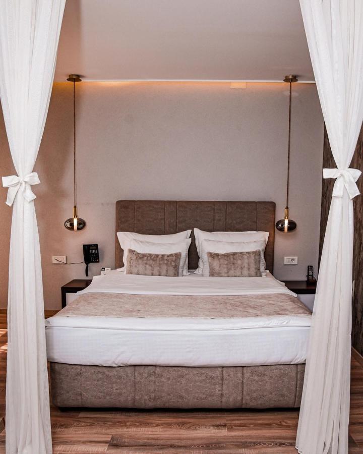 Hotel Driada Gjakova Dış mekan fotoğraf