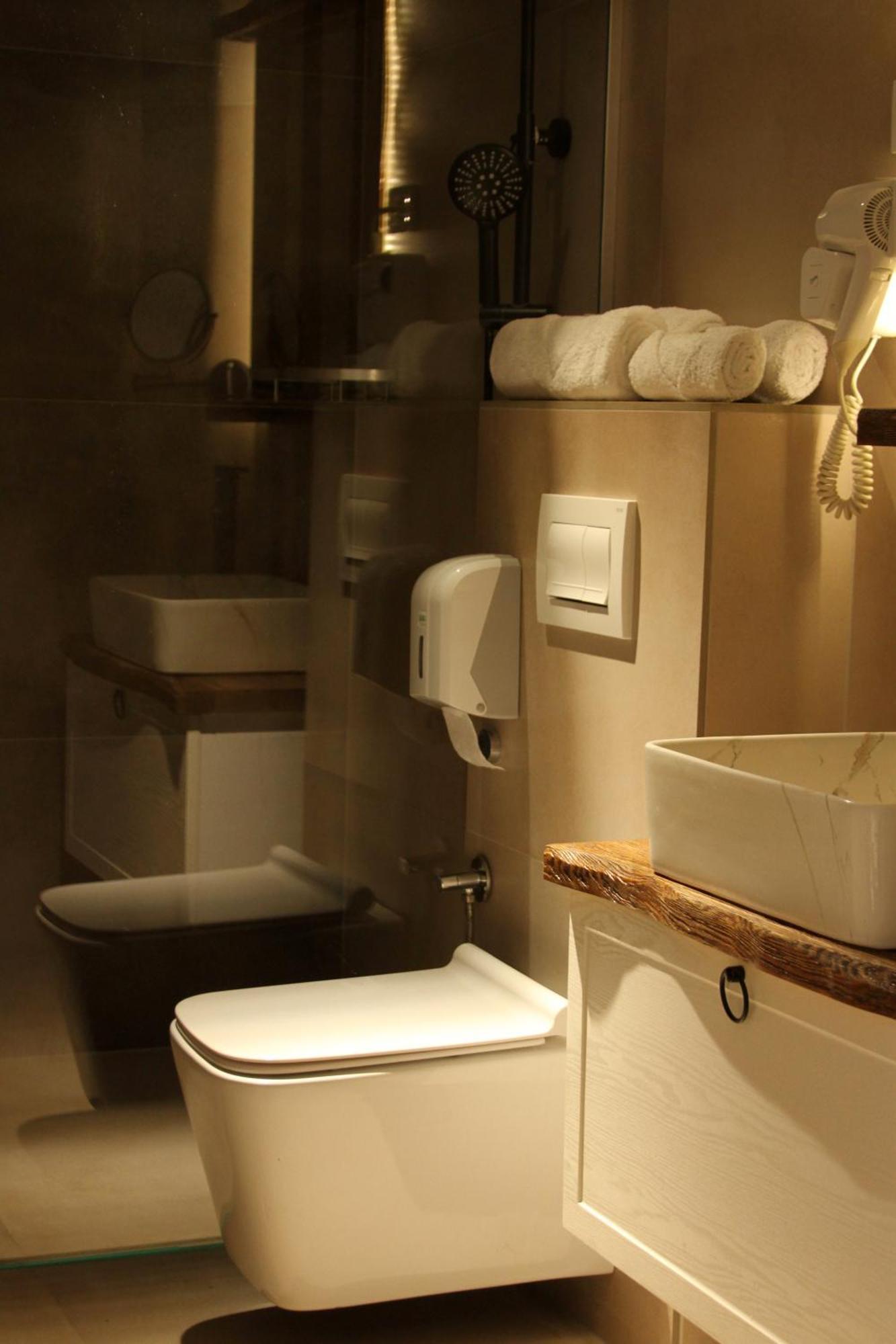 Hotel Driada Gjakova Oda fotoğraf