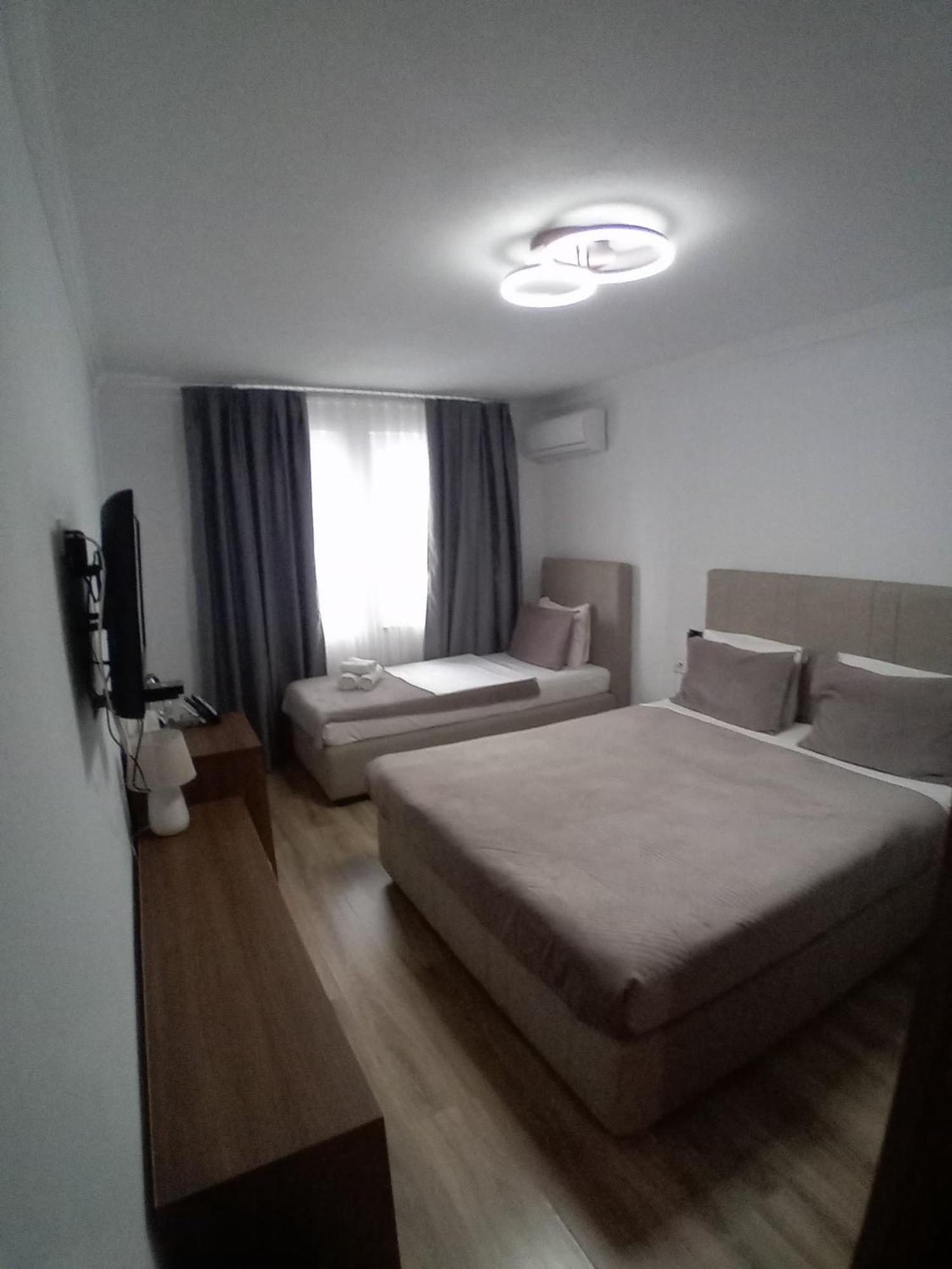 Hotel Driada Gjakova Dış mekan fotoğraf