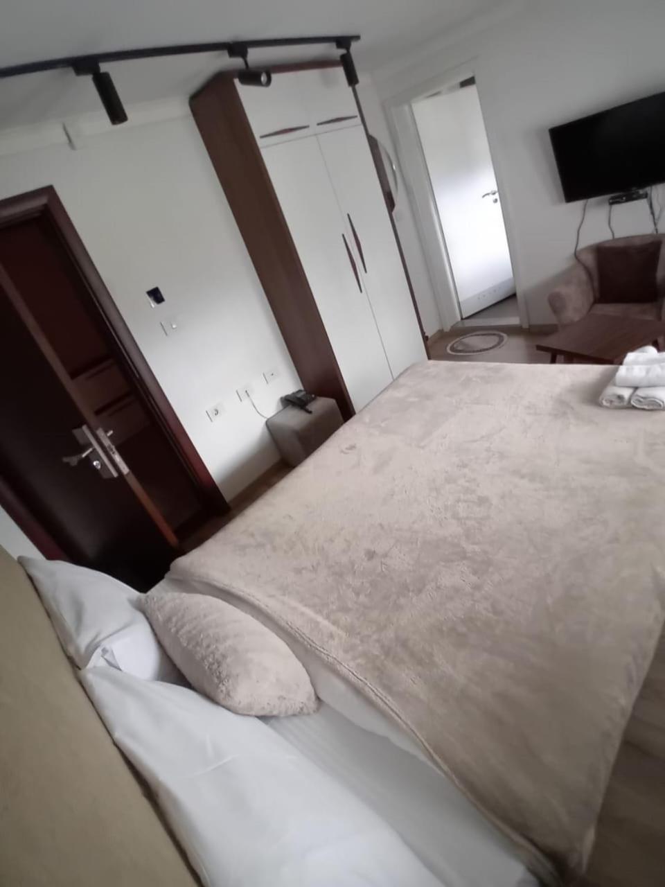 Hotel Driada Gjakova Dış mekan fotoğraf