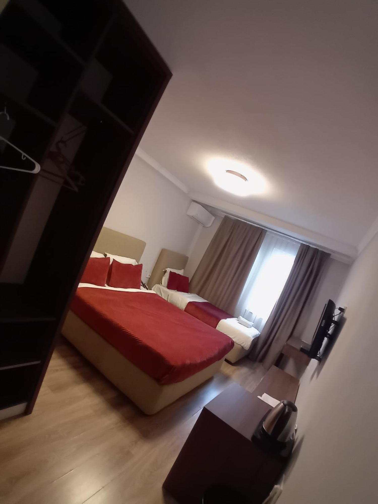 Hotel Driada Gjakova Dış mekan fotoğraf